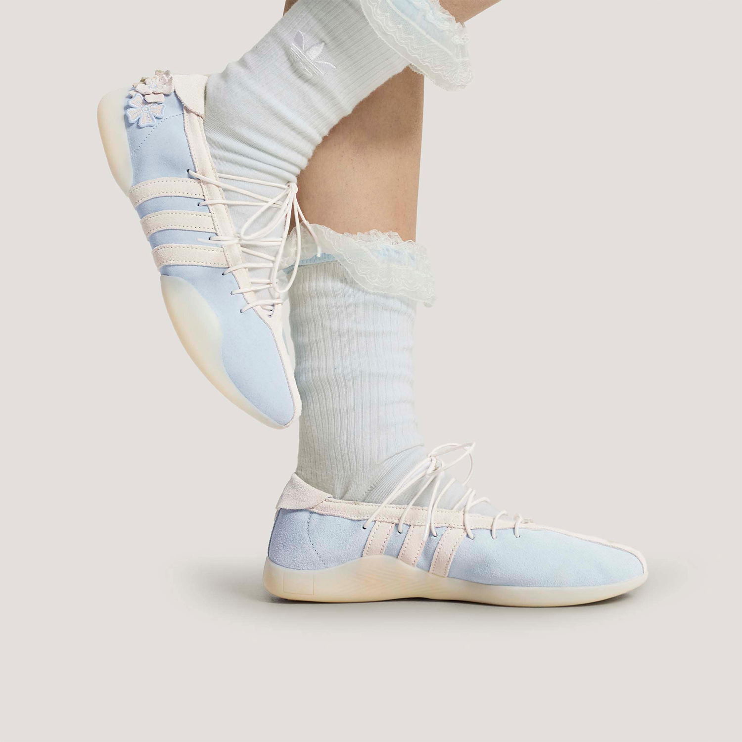 Sepatu kasual gaya balet modis - Adidas Shoes Samba ulasan dan harga
